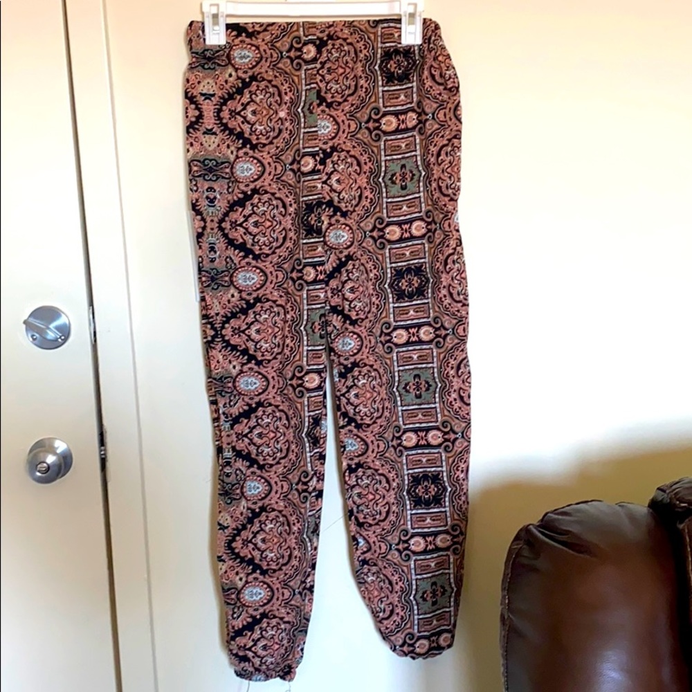 Stylish Aztec pant joggers